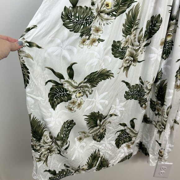 Sunny Island Hawaii Dress Womens One Size Tropical Smocked Midi White Floral NWT - Picture 6 of 8